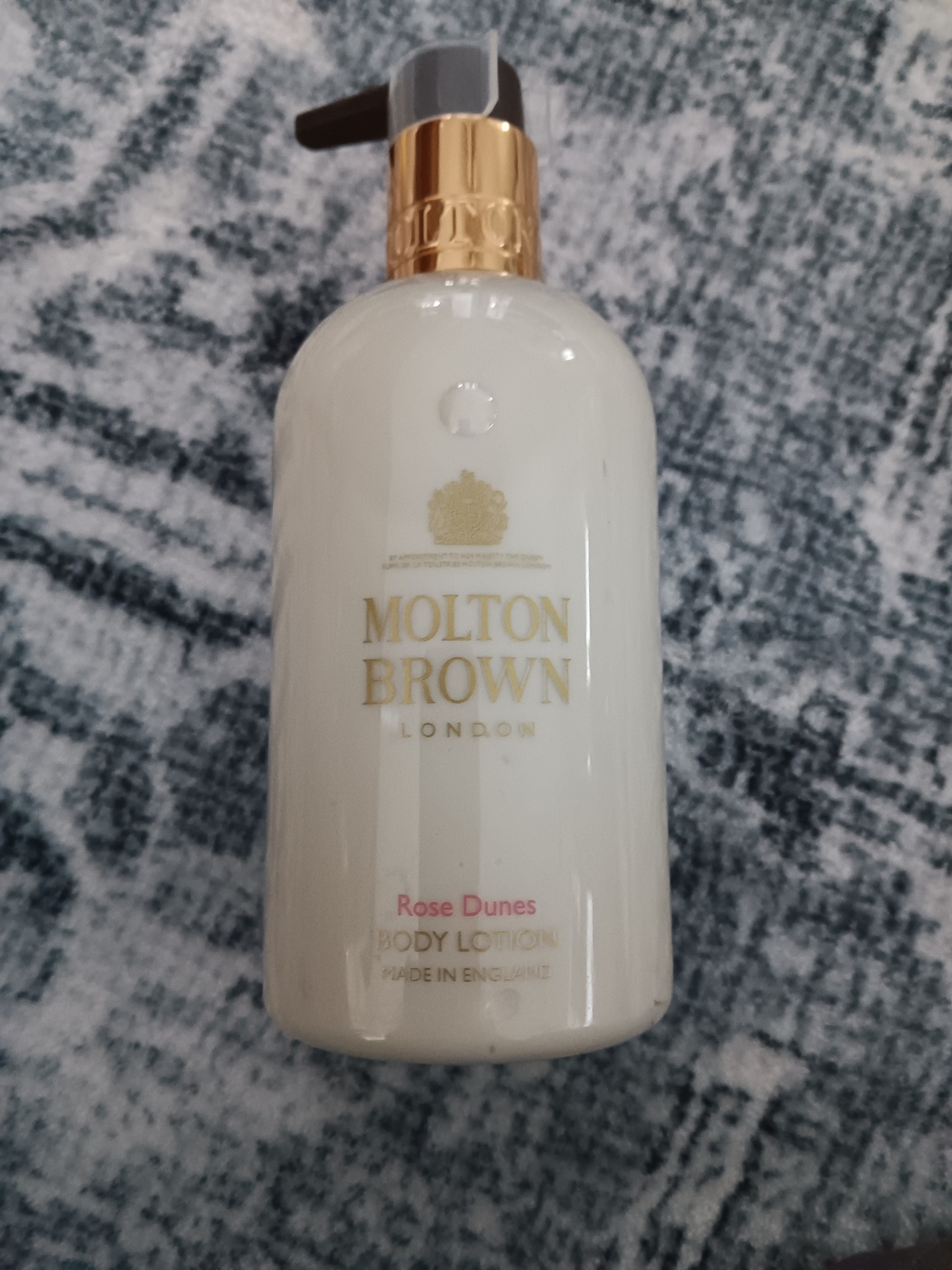 Molton Brown Rose Dunes Body Lotion 10 fl.oz. - Picture 1 of 3